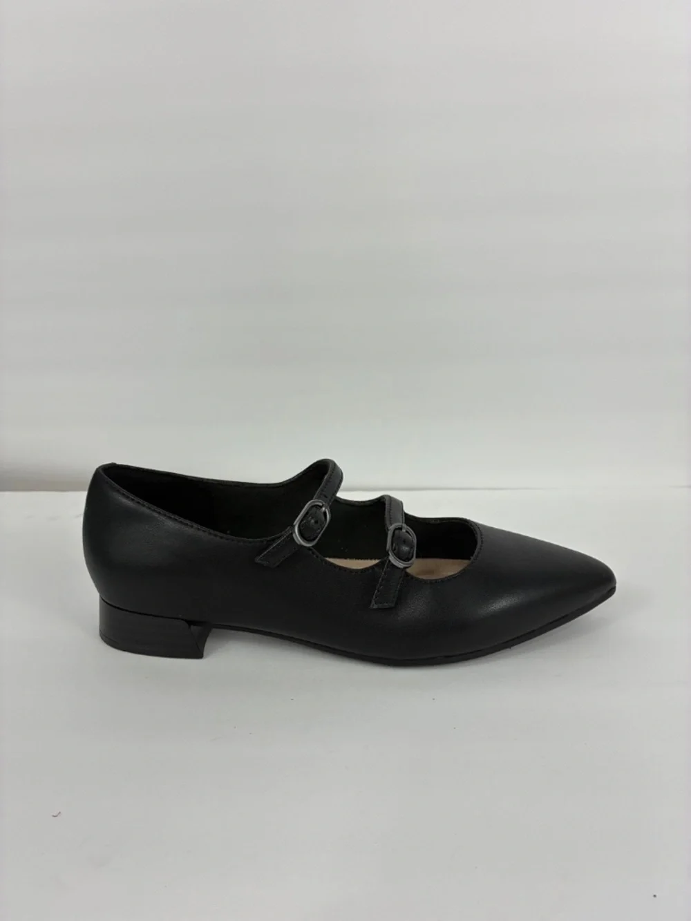 Clarks Natalyn Lane Ballet Flats NEW 7 Wide 7W Black Leather Pointed Toe Strappy